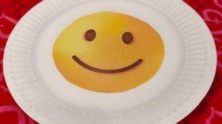 Hymilevä emoji