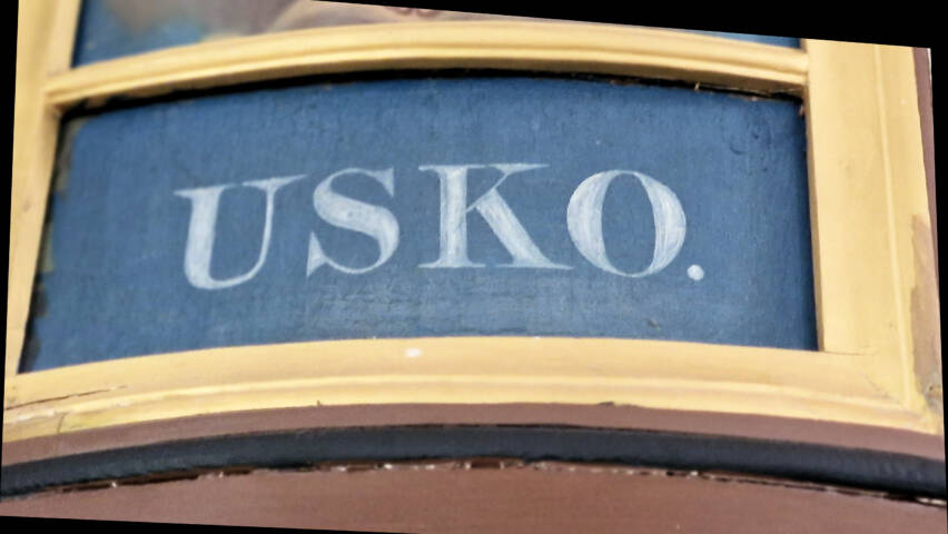 Palkki jossa lukee Usko