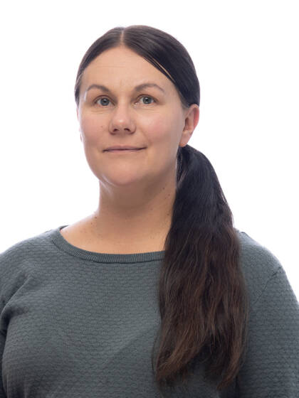 Henkilökuva lastenohjaajasta.
